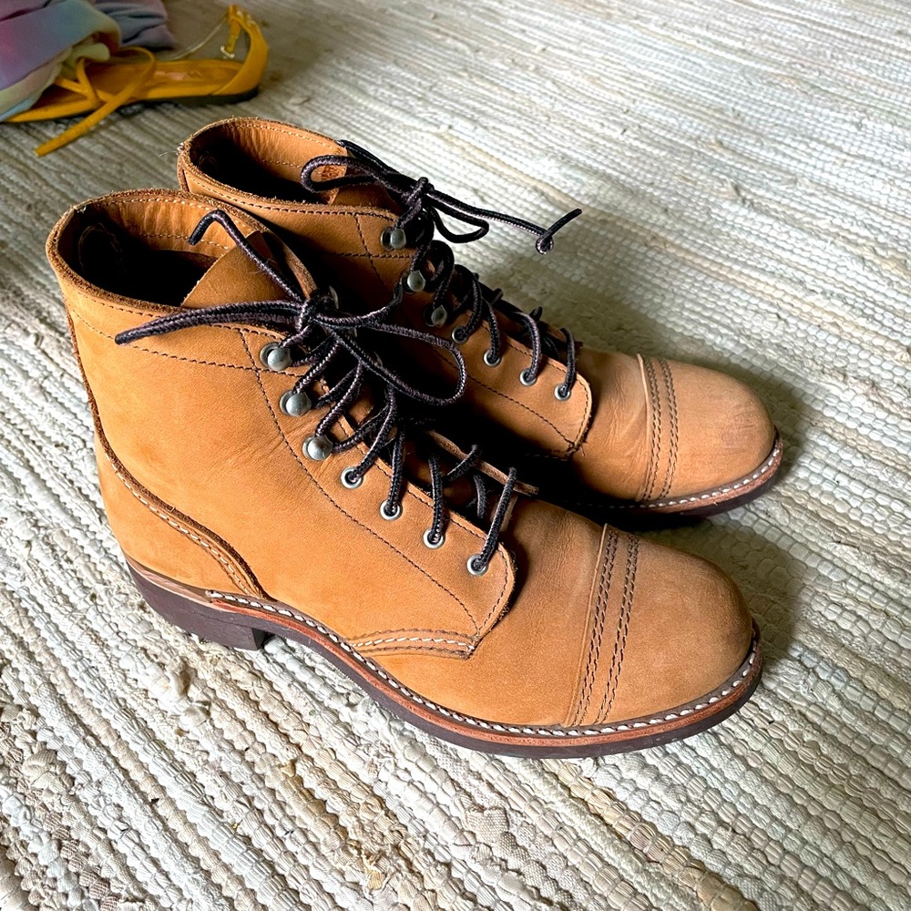 Red Wing Womens Iron Ranger 3367 Nubuck Boots